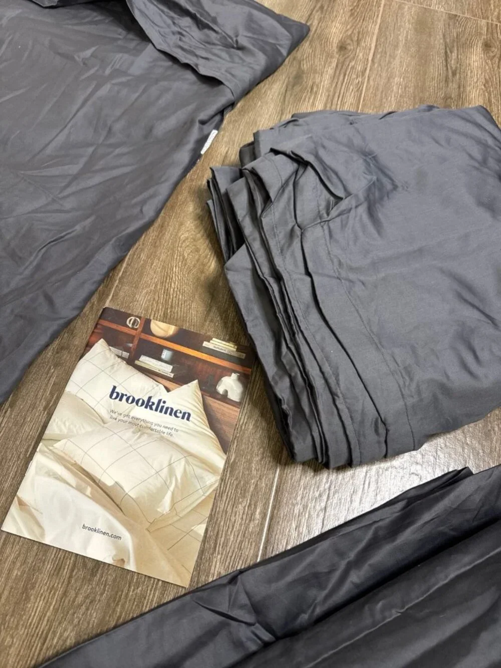Brooklinen luxe core Duvet cover cali king two pillowcases set graphite grey